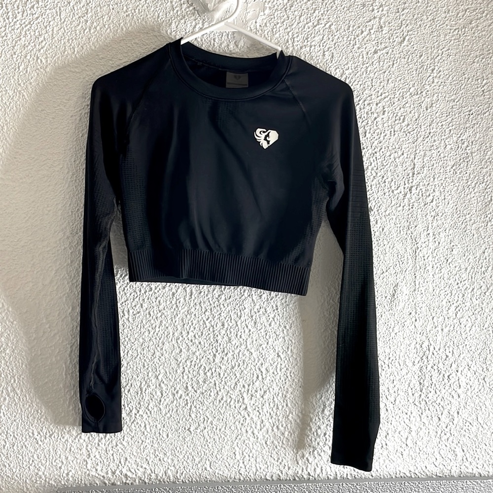 Womens Best black crop top!